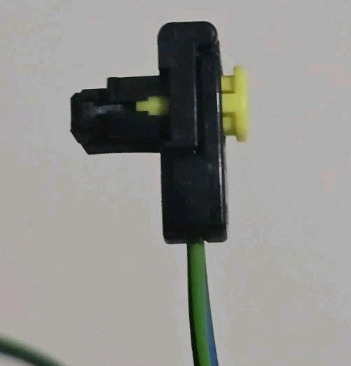 toyota lexus 2 PIN plug black 12452